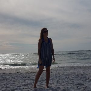 Meet your Posher, Dawn